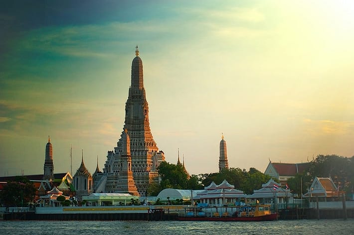 Visit Wat Arun Temple things to do in Bangkok