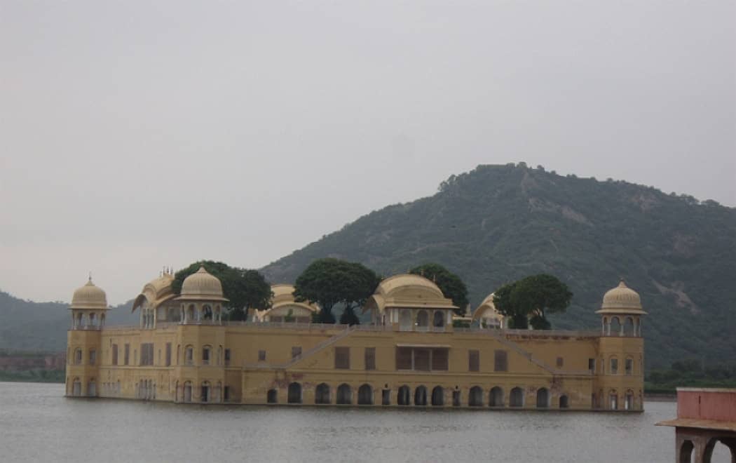 Attracking and cool place at Jal Mahal Jaipur Rajasthan